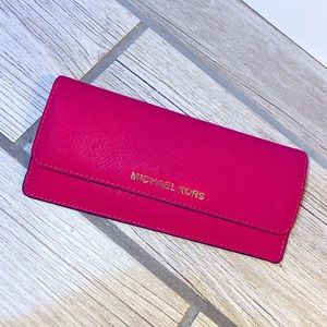 Michael kors hot pink wallet
